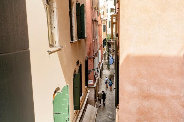 San Luca Flats — photo 12