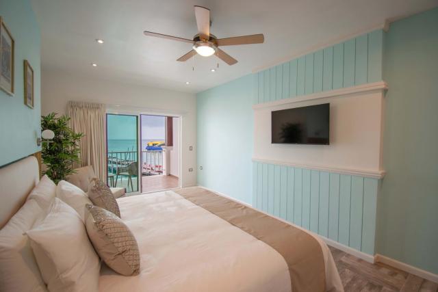 Bartolome Oceanfront Suites — photo 2
