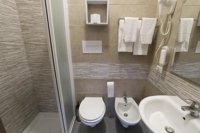 Albergo Leonardo Da Vinci — photo 3