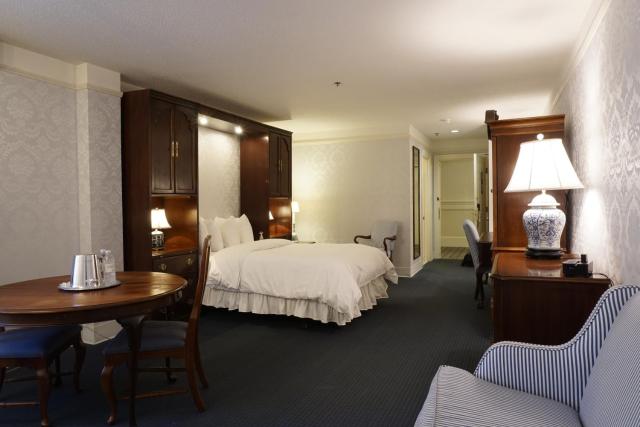 The Simsbury Inn — photo 2