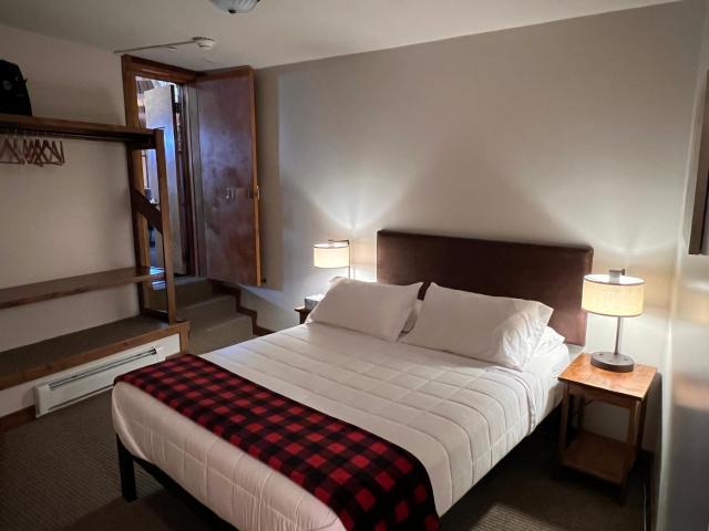 Teton Teepee Lodge — photo 17