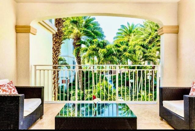 La Vista Azul - Lovely Spacious Condo close to Grace Bay - Free Wi-Fi — photo 15