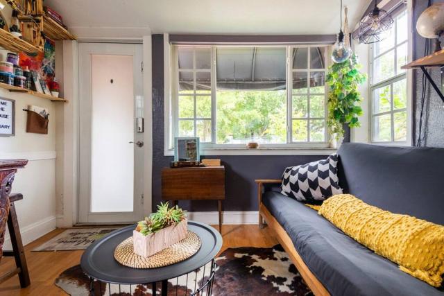 The Cozy Villa-private parking — photo 10