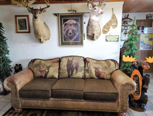 Eagle's Nest Motel — photo 9