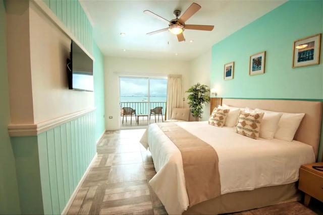 Bartolome Oceanfront Suites — photo 17
