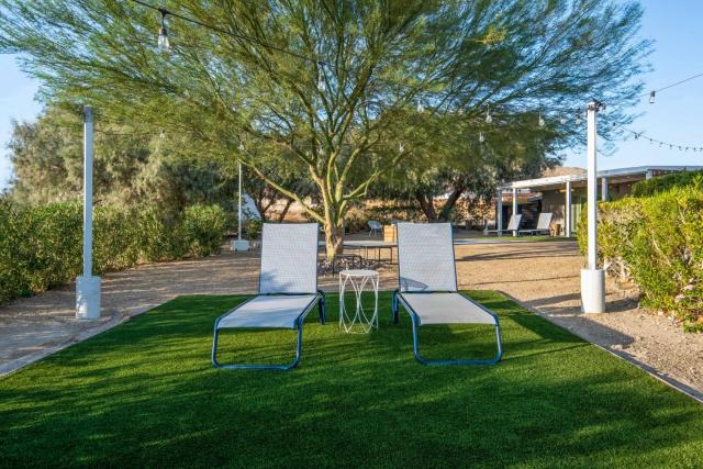 Desert Hot Springs Inn — photo 9