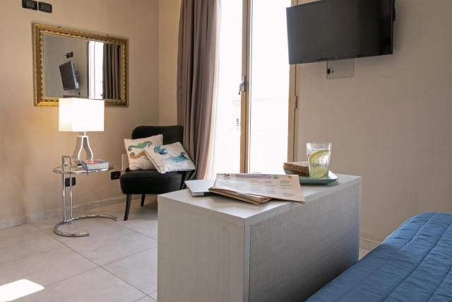 Noah Beach Hotel — photo 17