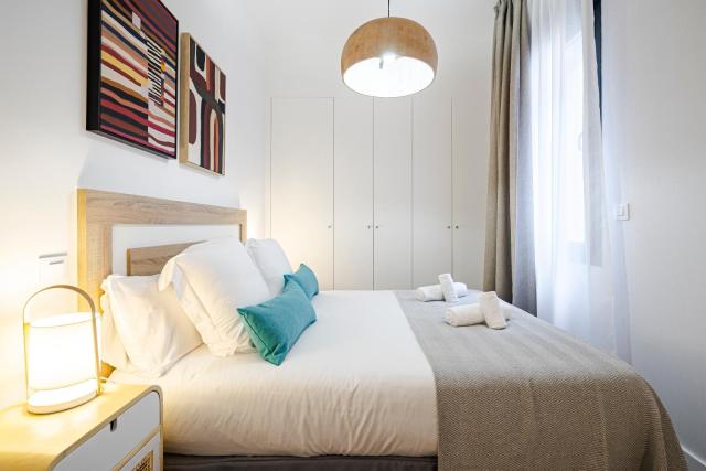Feelathome Castilla Apartments — photo 10