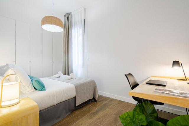 Feelathome Castilla Apartments — photo 11