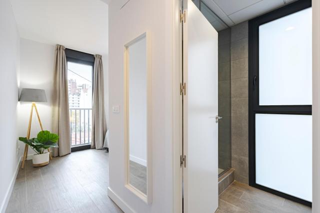 Feelathome Castilla Apartments — photo 24