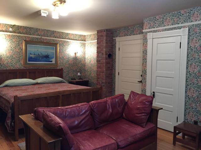 Alaska's Capital Inn Bed and Breakfast — photo 17