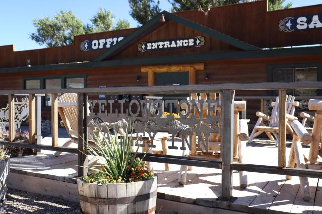 Yellowstone Valley Inn — photo 7