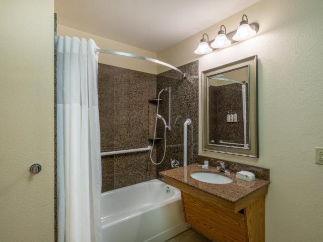 Staybridge Suites Milwaukee Airport South by IHG — photo 17