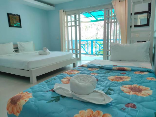 Banana Beach Resort — photo 17