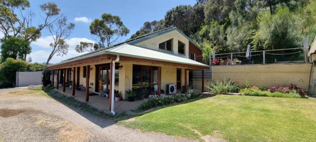 Eastern Reef Cottages — photo 1