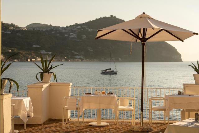 Luxury Suite with Terrace and Sea View — Miramare Sea Resort & Spa