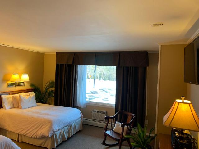 Ledge Rock at Whiteface — photo 17