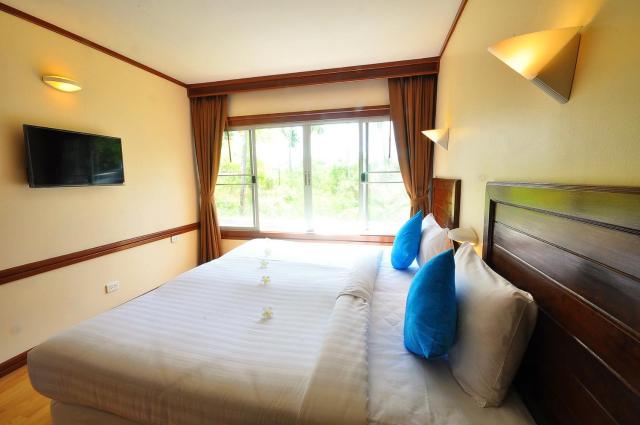 Isle Beach Resort Krabi-SHA — photo 2