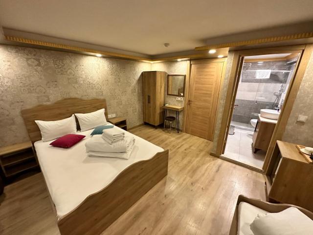 Golden Sails Guesthouse — photo 20