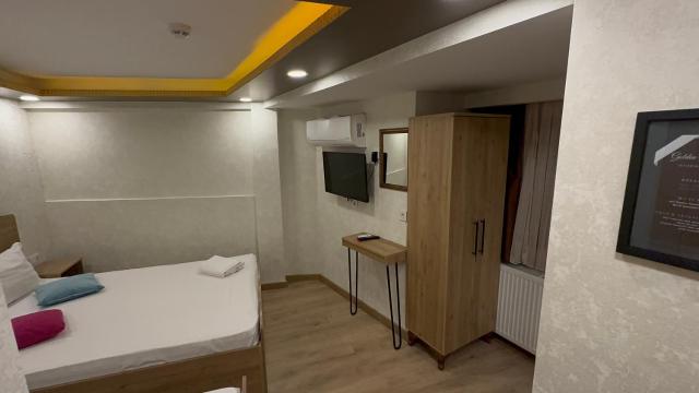 Golden Sails Guesthouse — photo 19