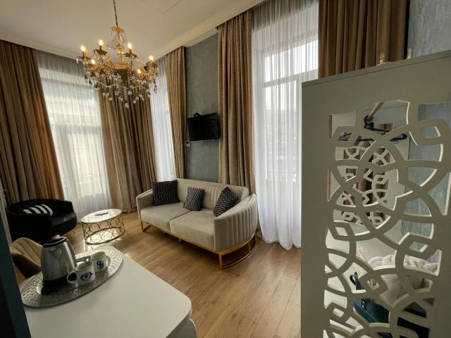 Family Room with Balcony — Rikhe palace boutique hotel