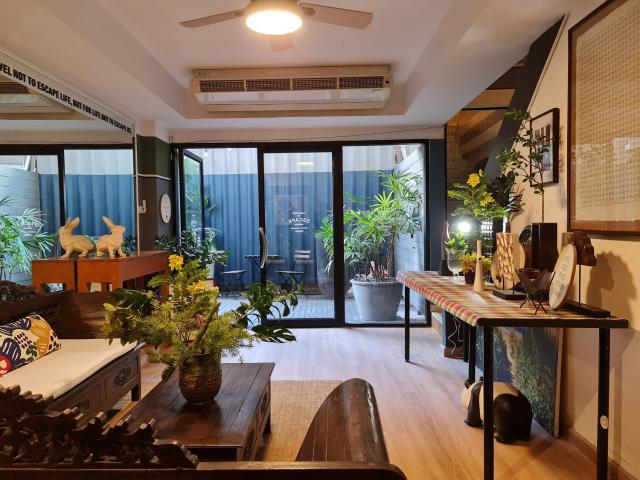 Somewhere to Escape - Hometel — photo 9