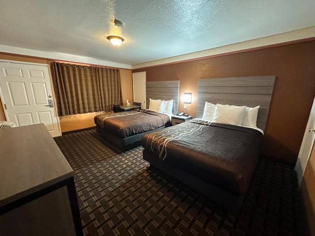 New Corral Motel — photo 10