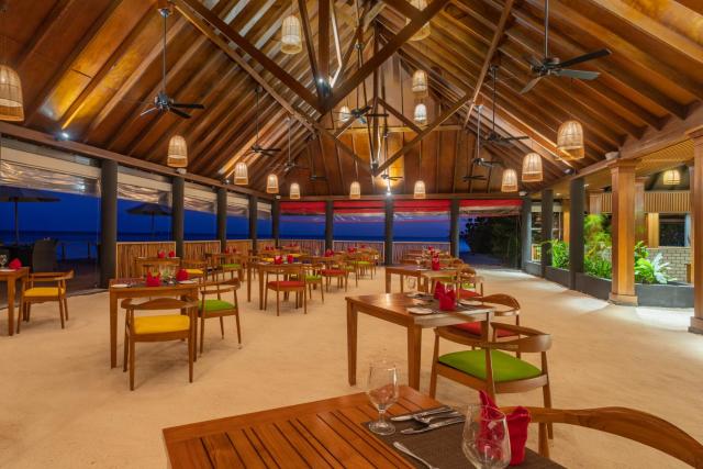 Dhigufaru Island Resort — photo 9