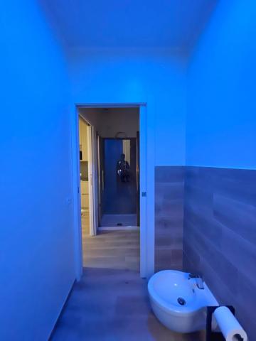 Extravaganza Room and Suite Apartment City Center — photo 14