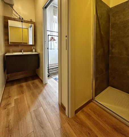 Extravaganza Room and Suite Apartment City Center — photo 20