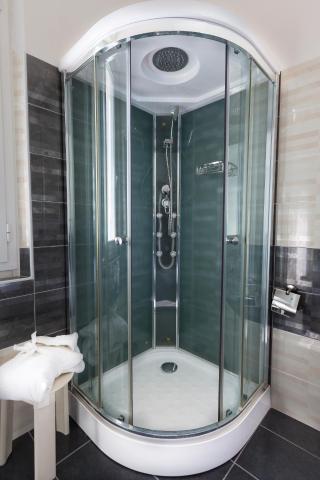 MoMo Seaview Hotel — photo 17