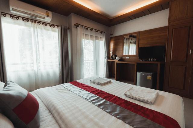 Lanta Ray Bay Hotel — photo 13