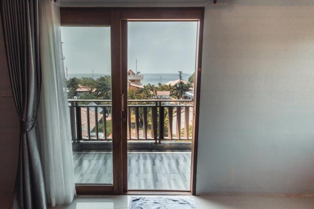 Lanta Ray Bay Hotel — photo 4