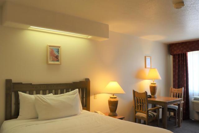 Sagebrush Inn — photo 21