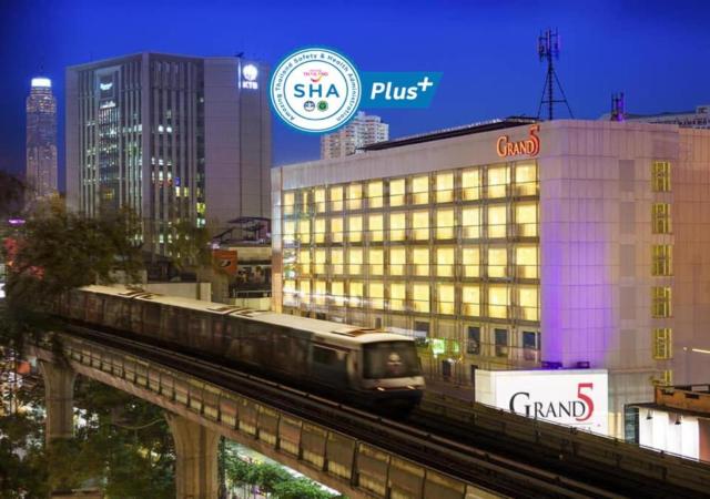 Grand 5 Hotel & Plaza Sukhumvit Bangkok — photo 3