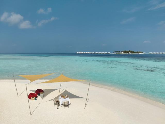 Jumeirah Olhahali Island — photo 23