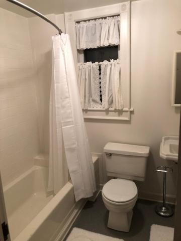 Love Lane Bed & Breakfast — photo 23