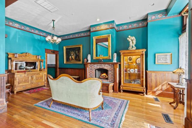 The Peerless Hotel — photo 1