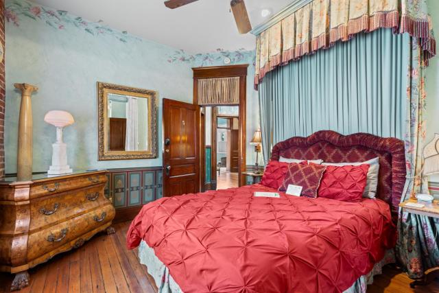 The Peerless Hotel — photo 7