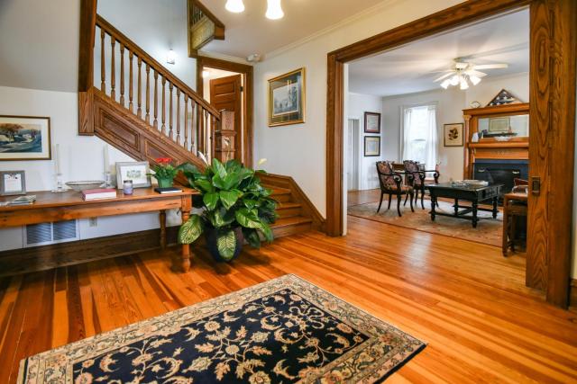 Love Lane Bed & Breakfast — photo 12