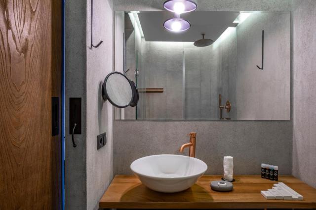 IOTA Hotel Tbilisi — photo 7