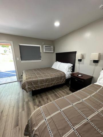 Sabinal Inn & RV Park — photo 8
