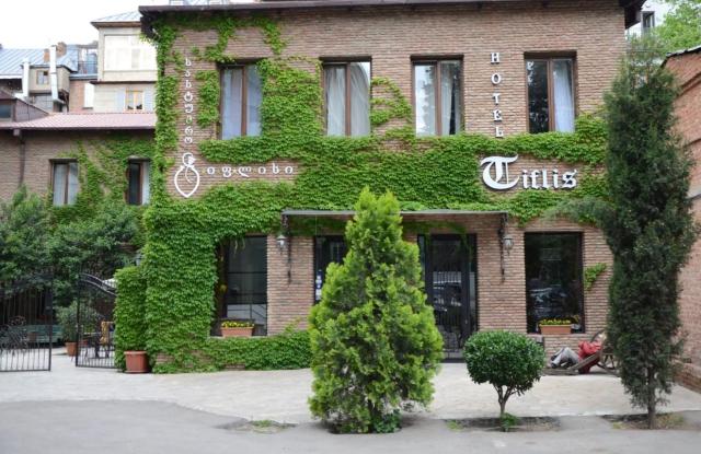 Tiflis Hotel — photo 1