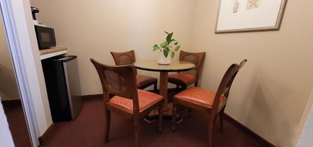 Butterfly Grove Inn — photo 10