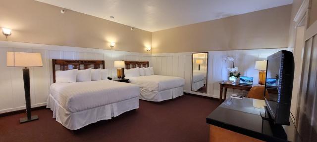Butterfly Grove Inn — photo 12