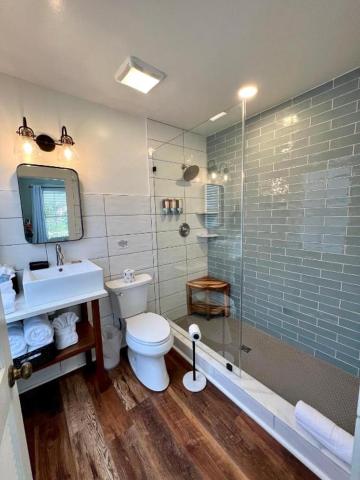 The Porch on Frances Inn - Adults Exclusive — photo 12
