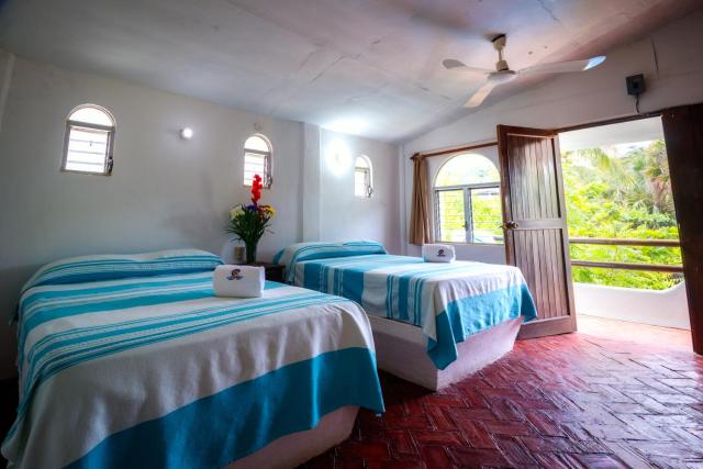 Hotel y Bungalows Acuario — photo 23
