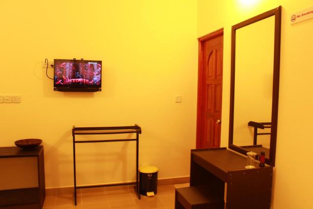 Hanifaru Transit Inn — photo 19
