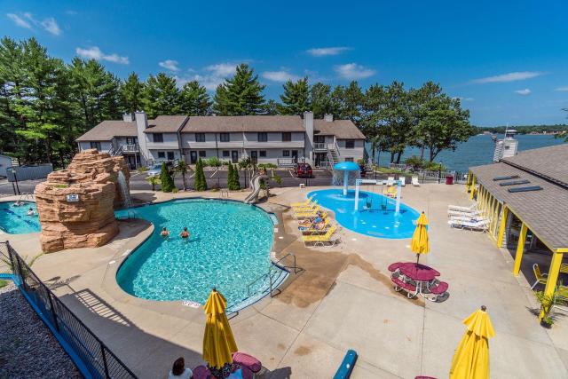 Caribbean Club Resort — photo 1