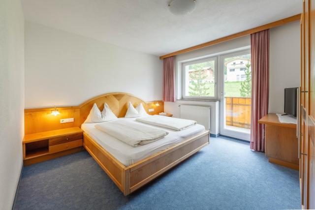 B&B 2000 - Panorama Pension — photo 21